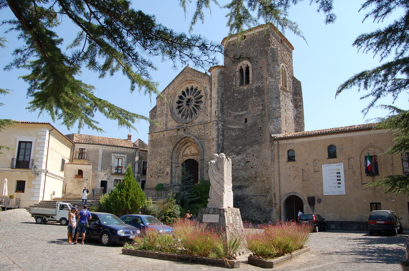 ''Piazza Tommaso Campanella'' - Altomonte