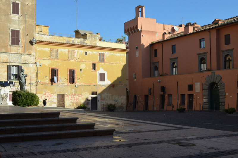 ''PIAZZA GUGLIELMO MARCONI E PALAZZO BARONALE'' - Nettuno