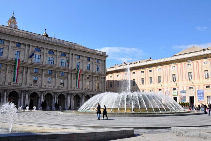 ''Piazza de Ferrari'' - Genova