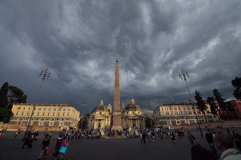 ''dalla cima dell’obelisco ci osservano'' - Roma