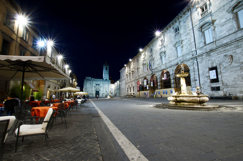 ''Piazza Arrigo – Ascoli Piceno -'' - Ascoli Piceno