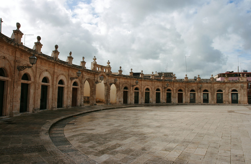 ''il cerchio di pietra'' - Ispica