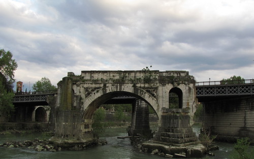 Roma - Ponte Rotto e Ponte Palatino dall'Isola Tiberina
