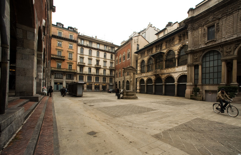 ''Una piazza d’epoca'' - Milano