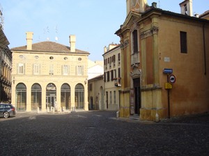 piazza canossa