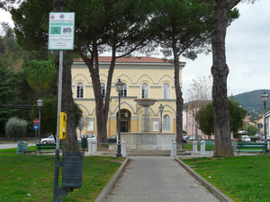 Piazza Domenico Cavalca