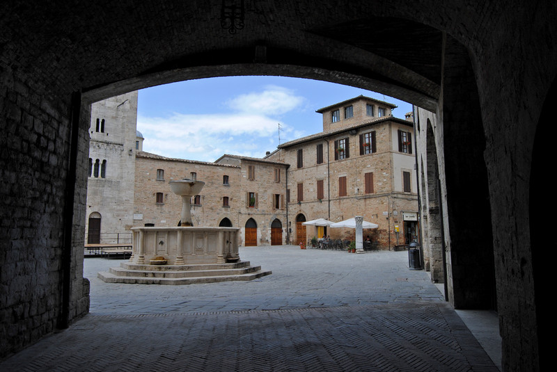 ''Piazza Filippo Silvestri'' - Bevagna