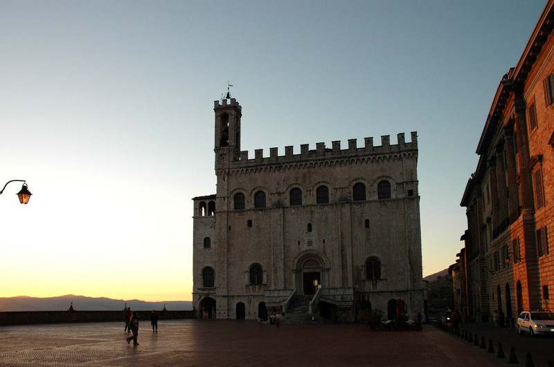 ''Tramonto sulla piazza'' - Gubbio