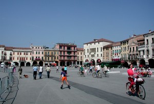 Un angolo di piazza Prato Della Valle