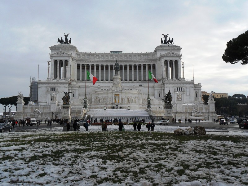 ''La neve ti fa ancora piu’ bianca!!!'' - Roma