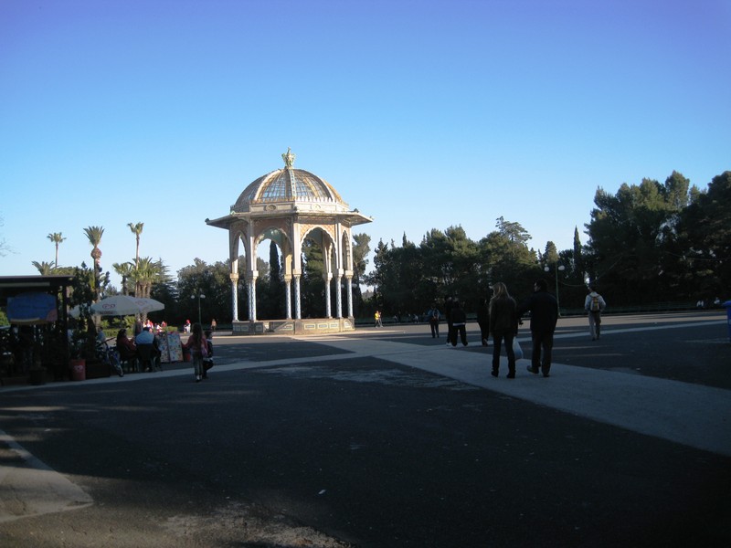 ''una piazza nel parco'' - Caltagirone