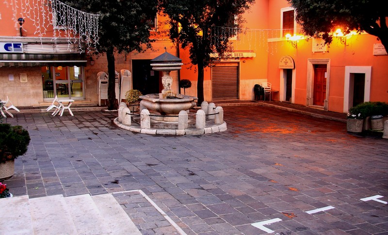 ''Piazza E. Biondi…'' - Morolo