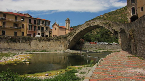 18679-800x450 18679-800x450