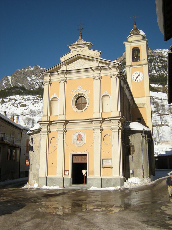 ''Pietraporzio, Valle Stura, piazza Mario Bertone'' - Pietraporzio