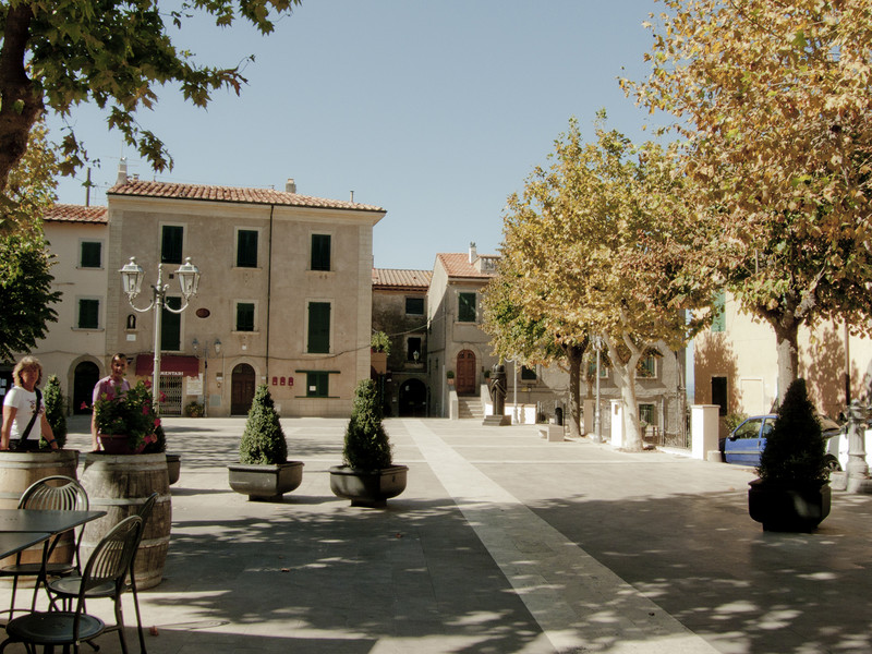 ''Piazza del Popolo'' - Castagneto Carducci