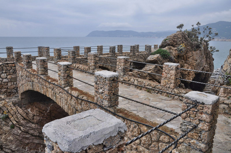 ''sulla passeggiata Cadorna'' - Alassio