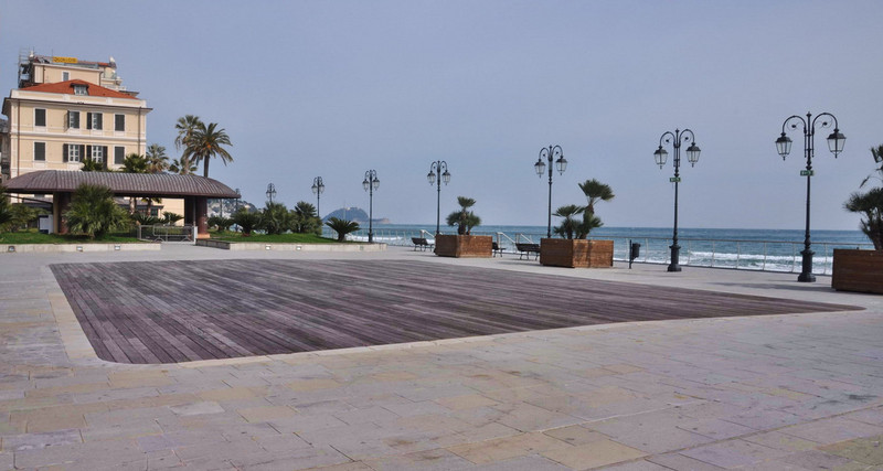 ''Piazza Partigiani'' - Alassio