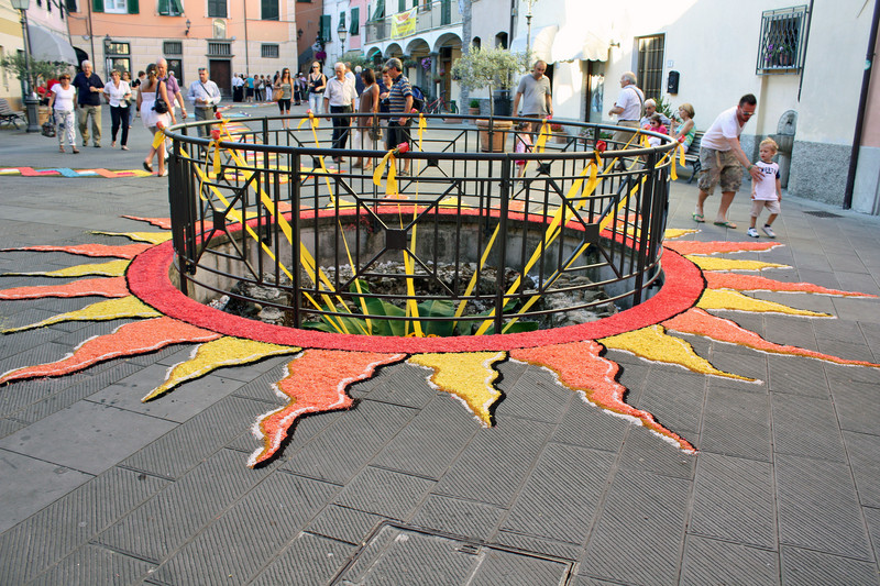 ''piazza in fiore'' - Brugnato