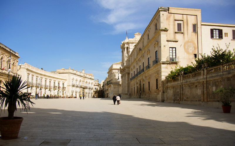 ''…la domenica andando alla messa…'' - Siracusa