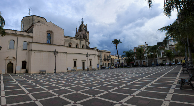 ''Arrivando in Piazza Umberto a Floridia'' - Floridia