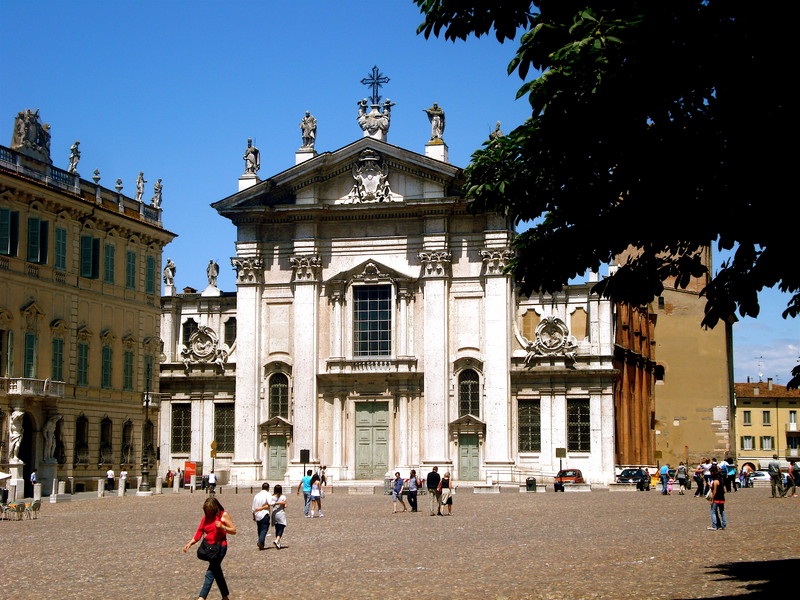 ''Piazza Sordello'' - Mantova