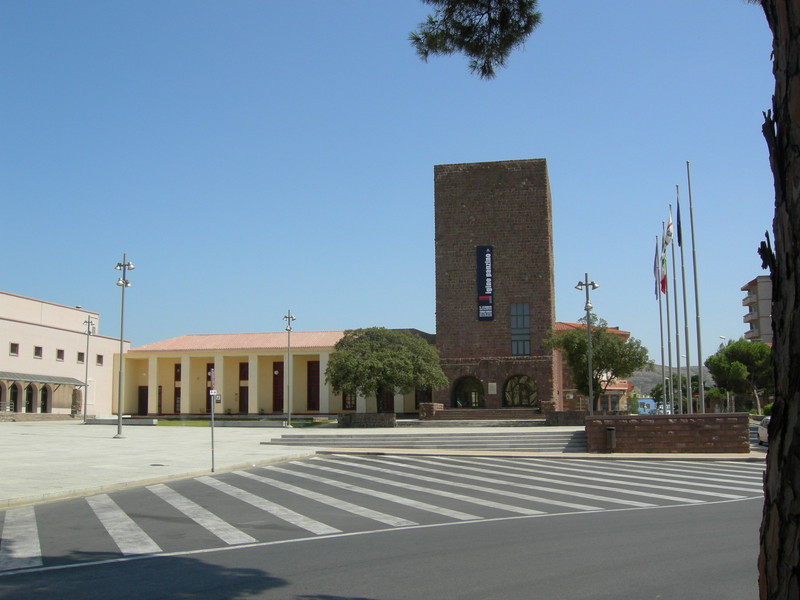 ''linearità  in Piazza'' - Carbonia