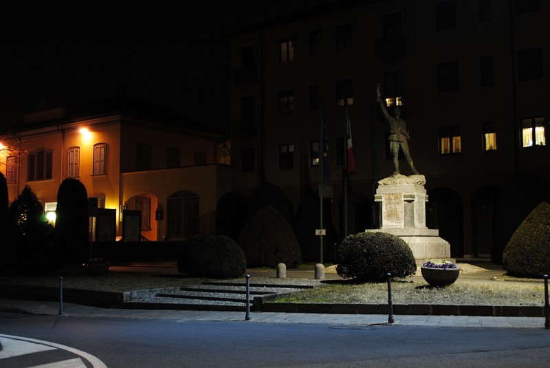''piazza della vittoria'' - Cernusco Lombardone