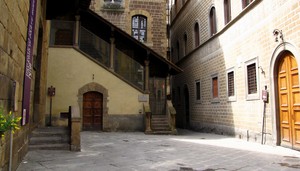 Una piazza “medievale” di Firenze