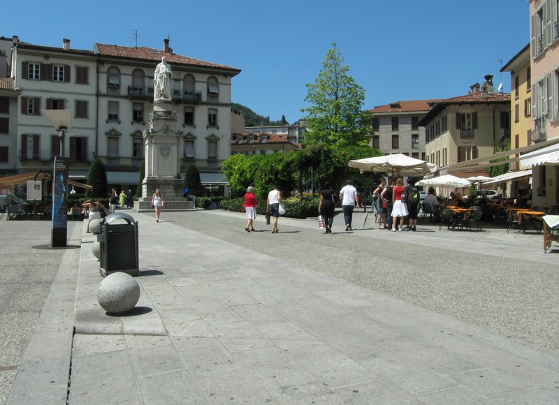 ''Piazza Alessandro Volta'' - Como