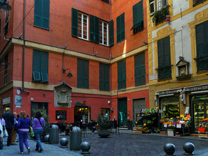 Dai diamanti non nasce niente, dal letame nascono i fiori ……