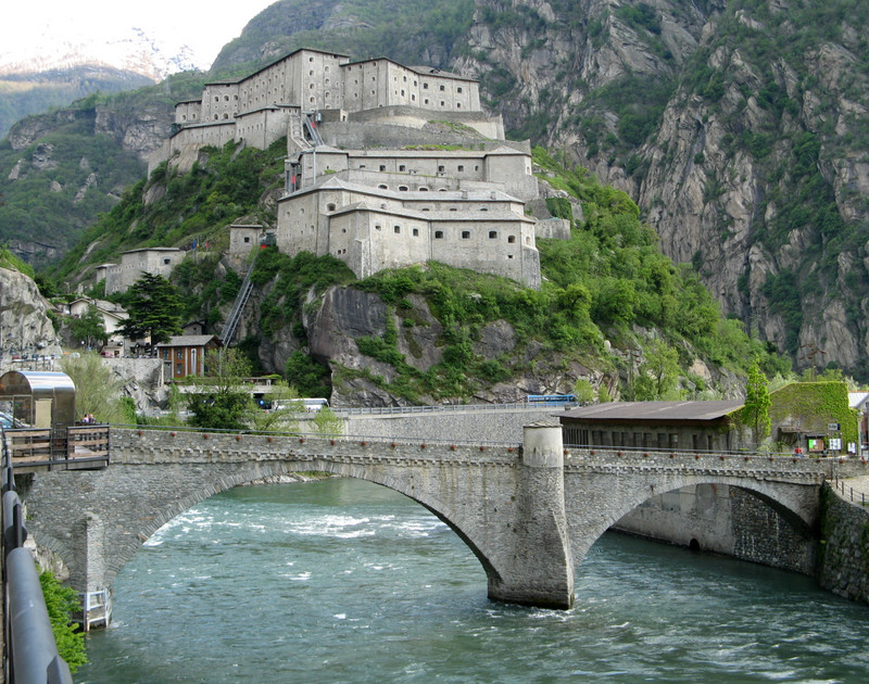 ''Ai piedi del forte'' - Bard