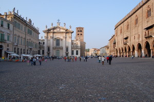 Piazza di Mantova