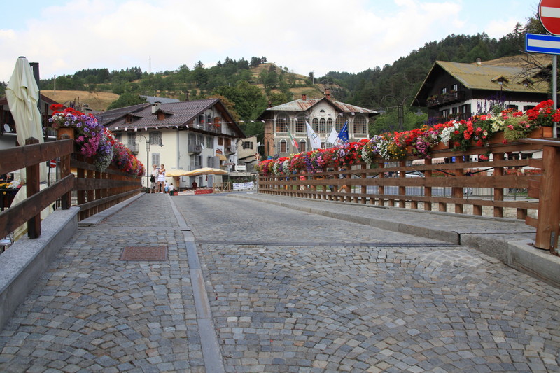 ''vestito dj fiori'' - Cesana Torinese