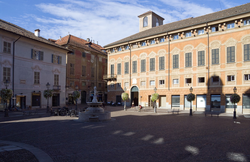 ''Mattinata in Piazza M. Dellepiane'' - Novi Ligure