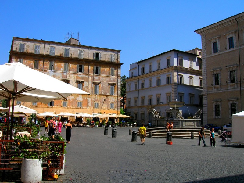''Piazza santa Maria in Trastevere'' - Roma