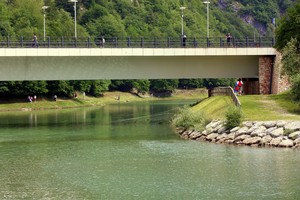 Ponte sul Lago