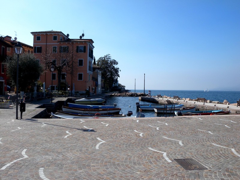 ''Piazza Ferrari'' - Brenzone sul Garda