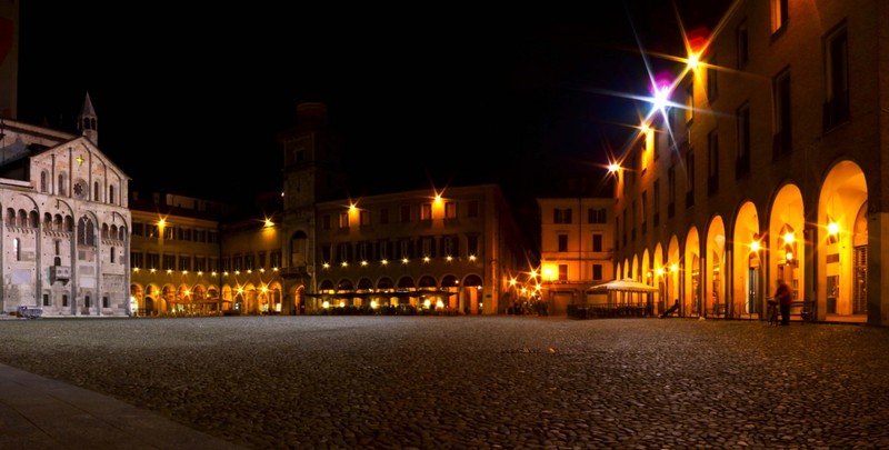 ''Notte in piazza Grande'' - Modena