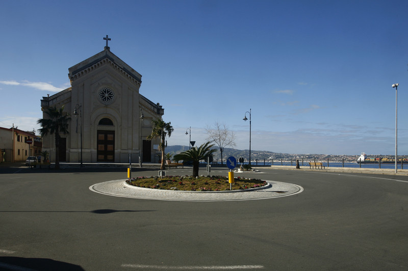 ''Piazza chiesa di Cannitello'' - Villa San Giovanni