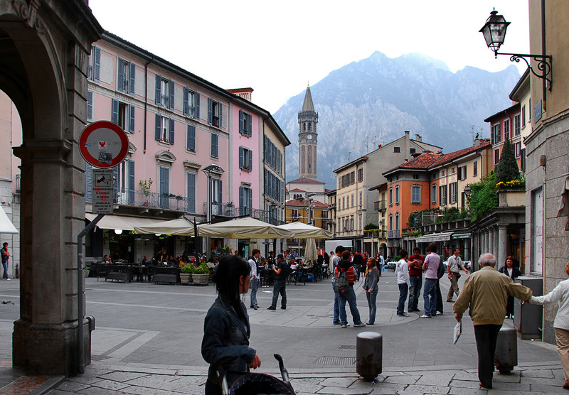 ''Piazza XX settembre'' - Lecco