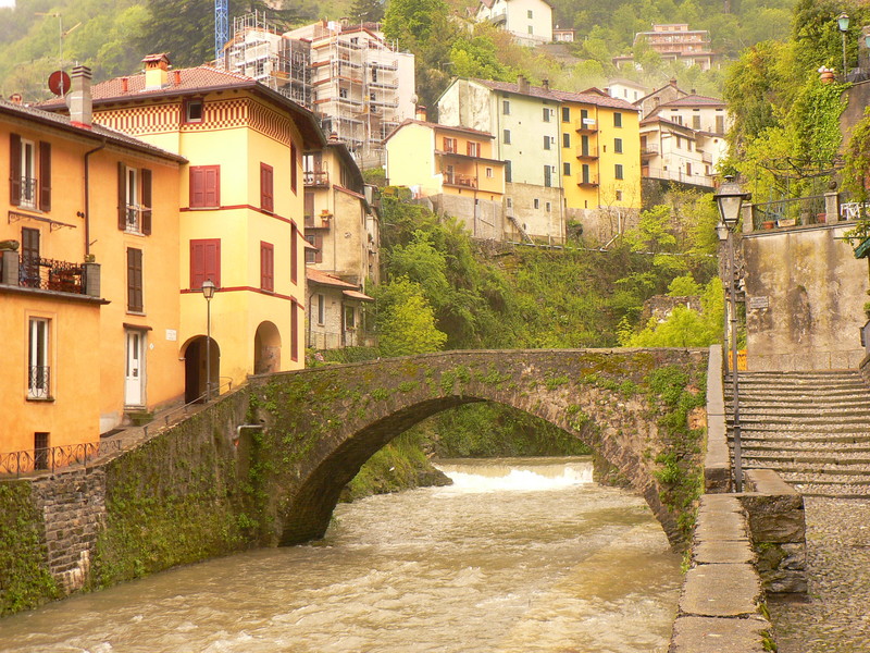 ''pioggia d’autunno'' - Argegno