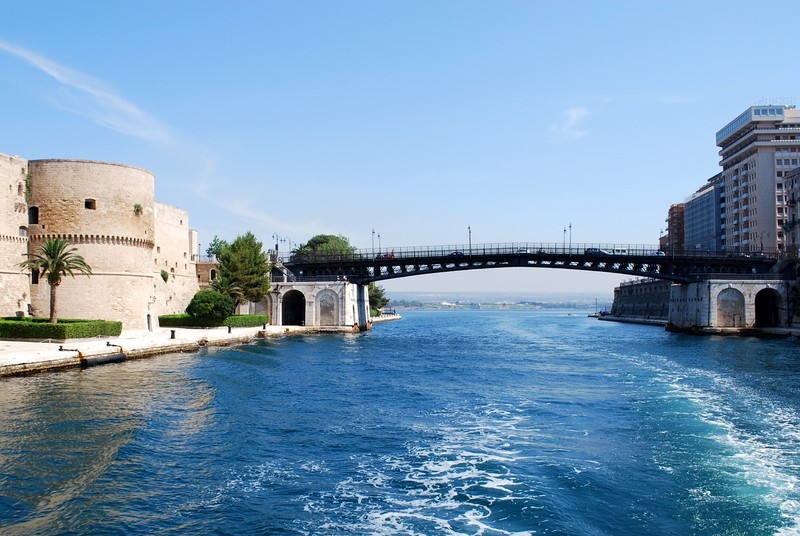 ''Le due Città'' - Taranto