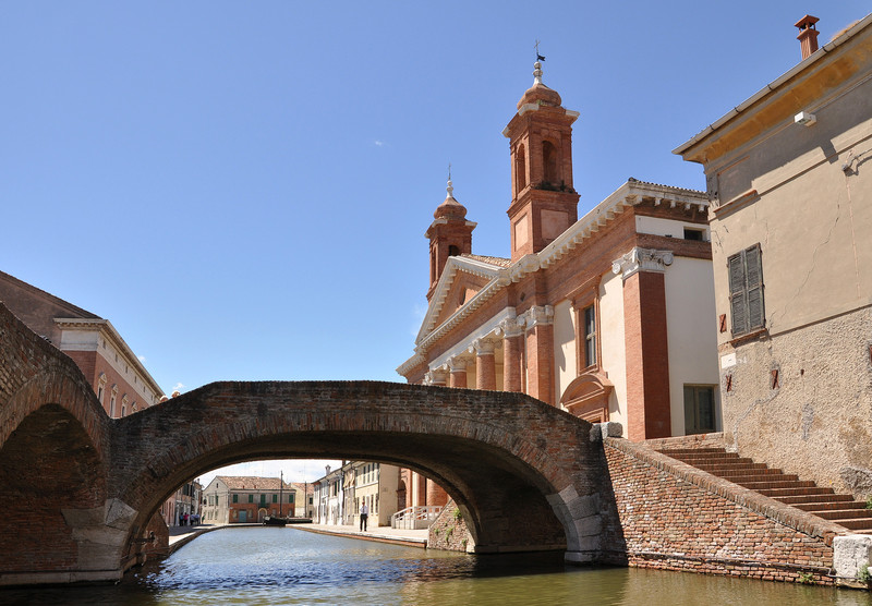 ''Ponte – Chiesa del Carmine'' - Comacchio