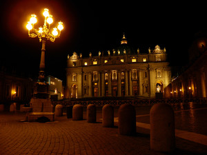 Guidati verso la luce… Piazza San Pietro, Città del Vaticano