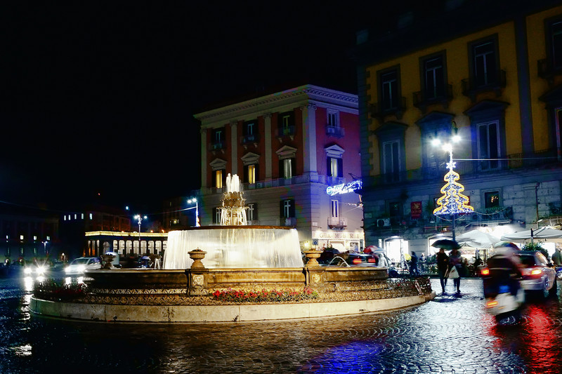 ''Piazza Trieste e Trento'' - Napoli