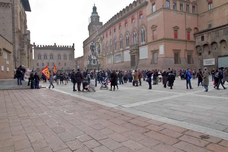 ''Nettuno la piazza….. di Dei'' - Bologna