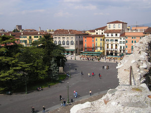 Piazza Bra 2 – Verona