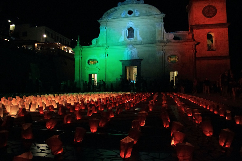 ''una piazza……il….luminaria'' - Praiano