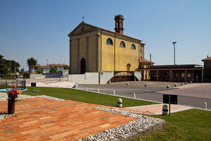 Piazza Regina della Pace