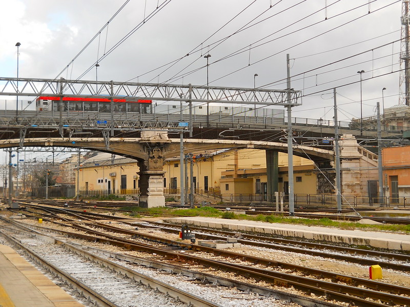 ''I Due Ponti Affiancati e Sovrapposti!'' - Bari